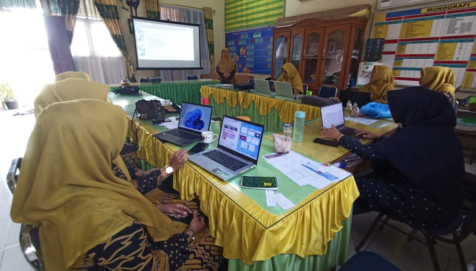 Pengawas di Garis Depan: Pilar Implementasi Kurikulum Nasional dengan Pendekatan Pembelajaran Mendalam